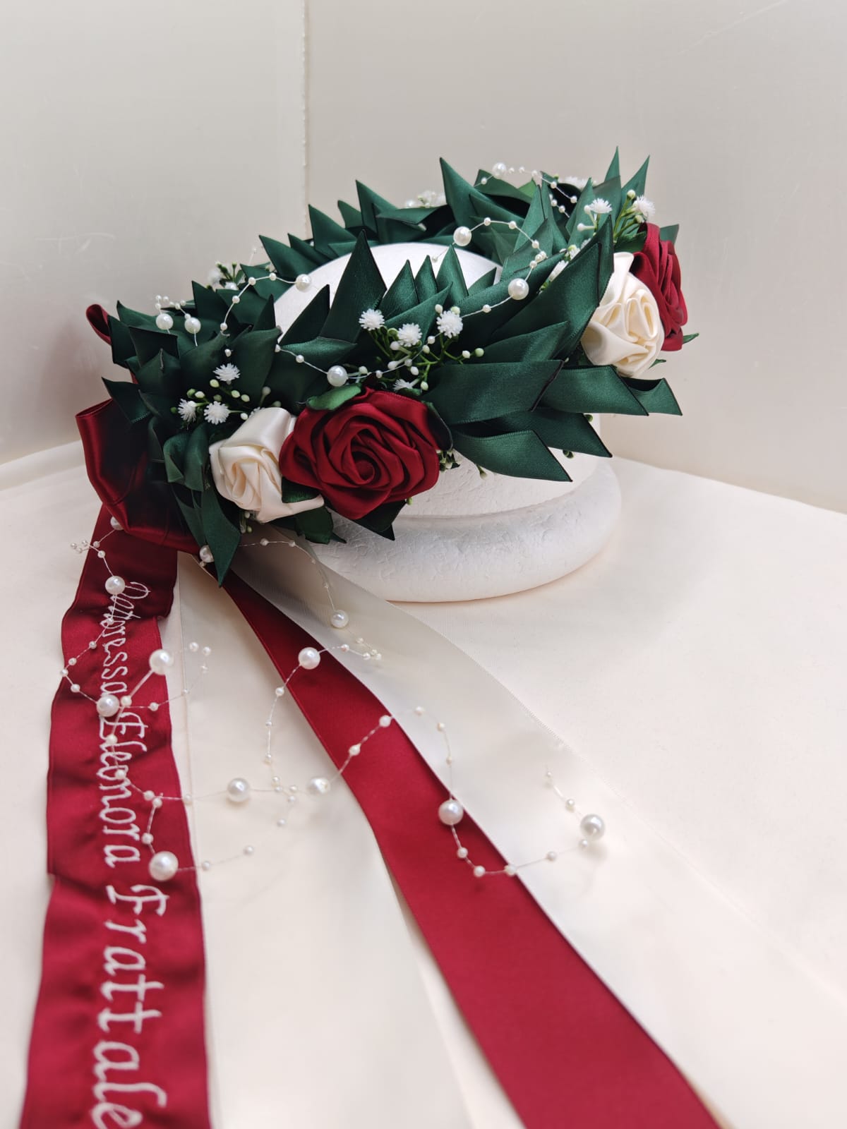Corona d’alloro Modello 6 (5 Rose Grandi + 5 Rose Medie)