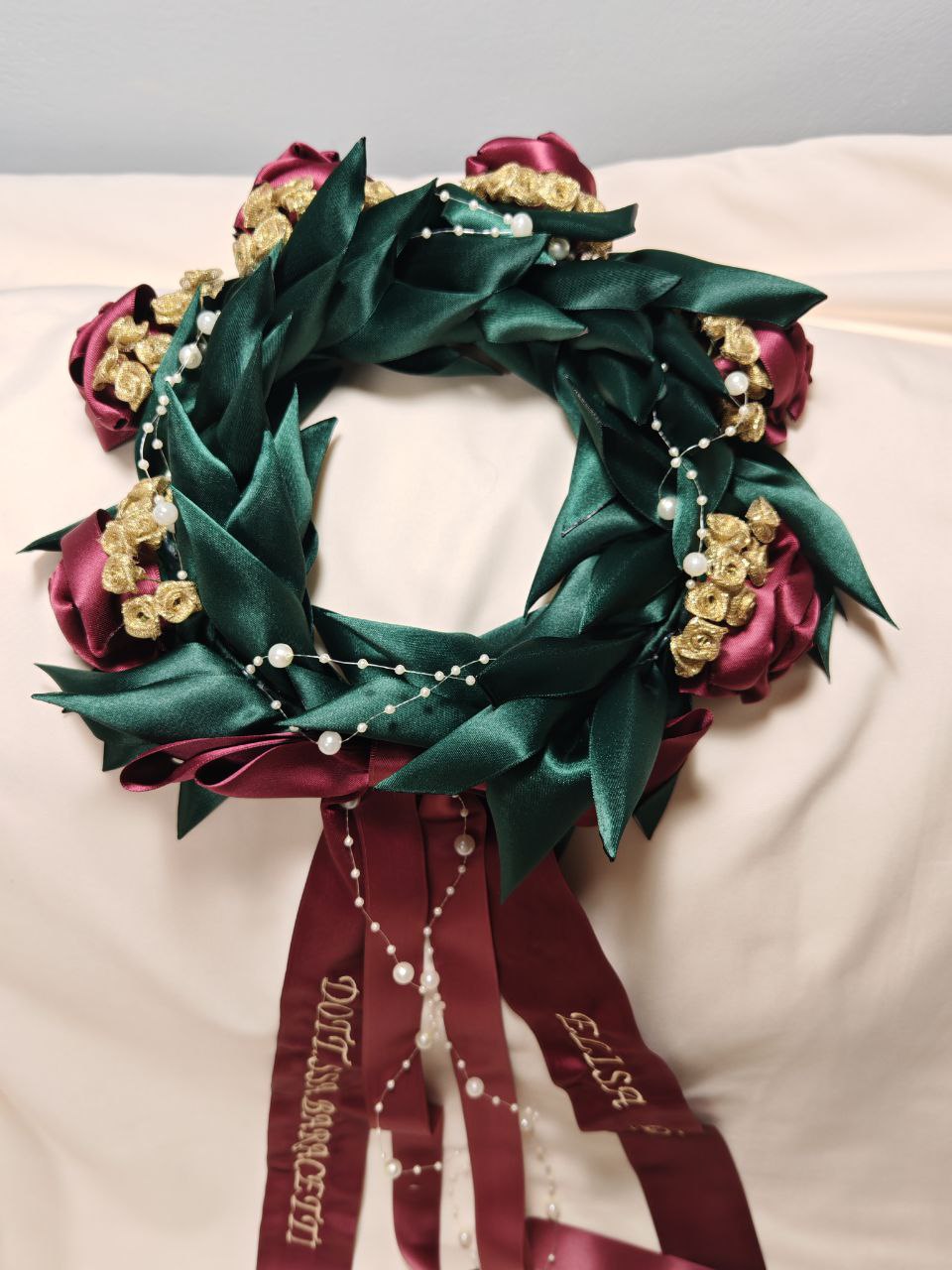 Corona d'alloro con rose e roselline glitterate